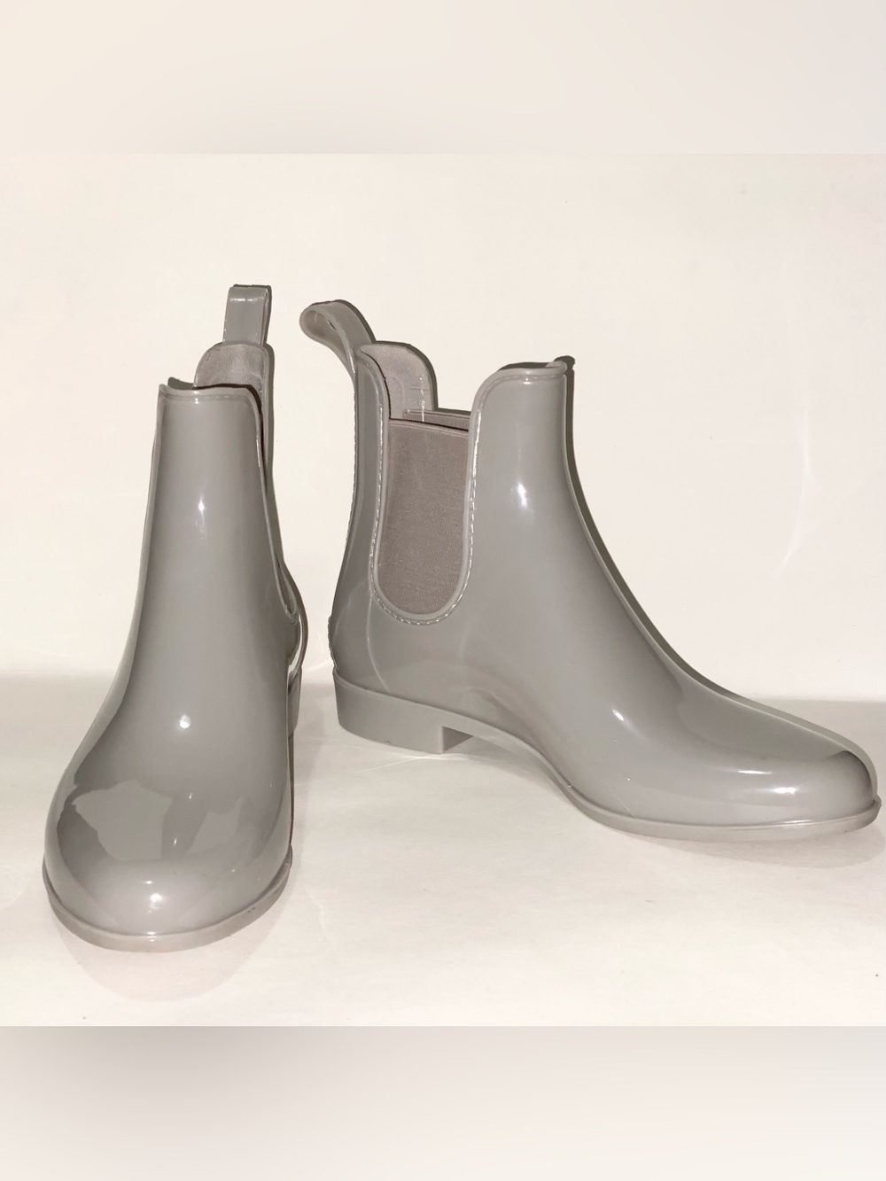 London Fog Grey Waterproof Chelsea Ankle Rain Boots Size 9